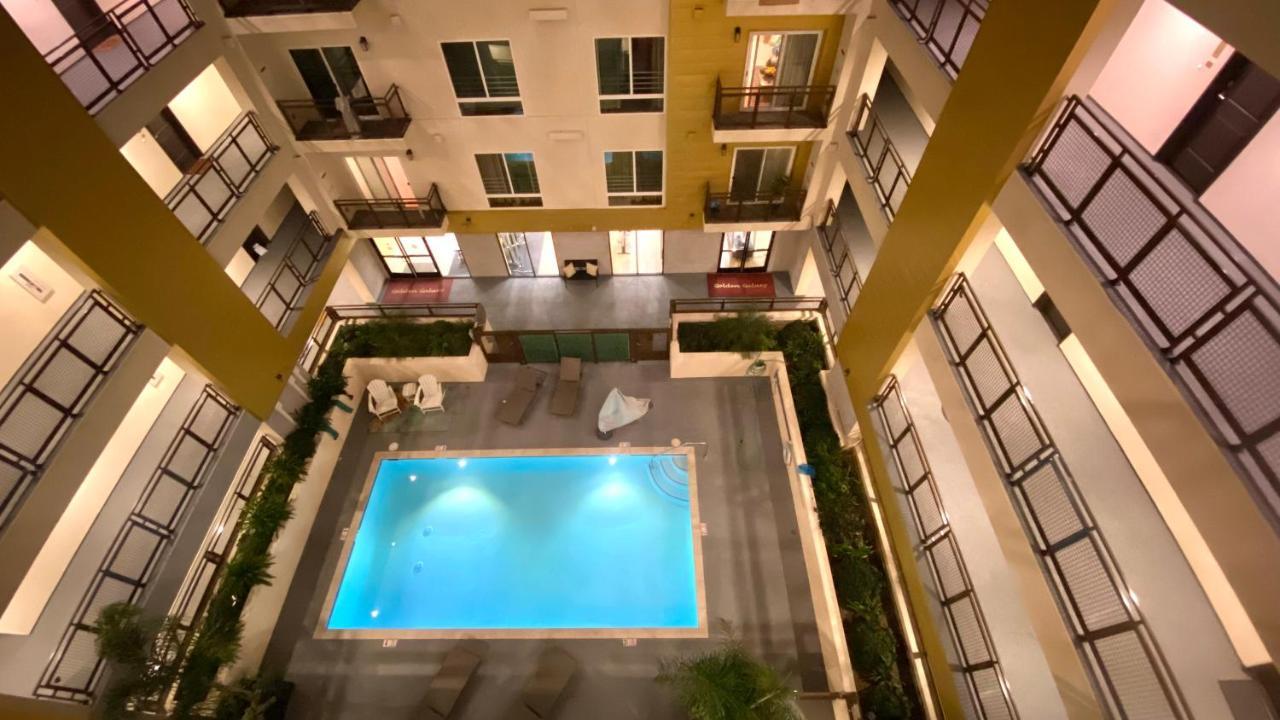 Gorgeous Apt With Parking In Ktown La Los Angeles Exteriör bild